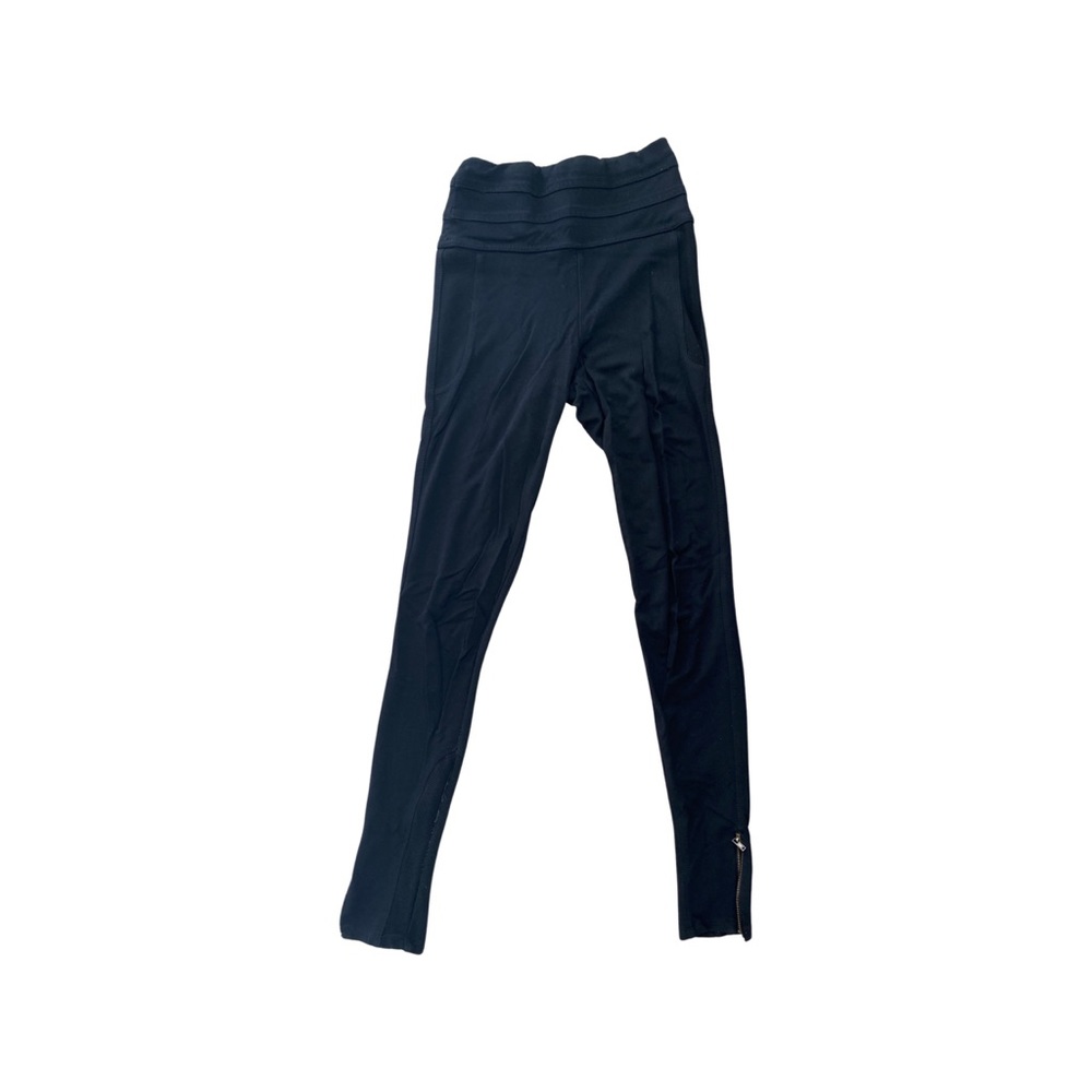Black legging pants (jeggings)